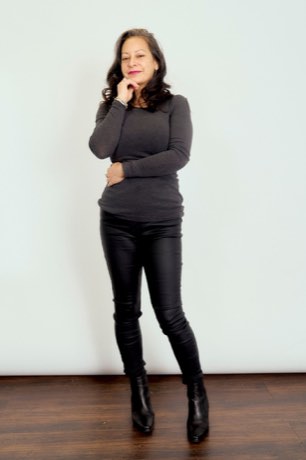 Sarita Davis — fit model, Hands by TDA