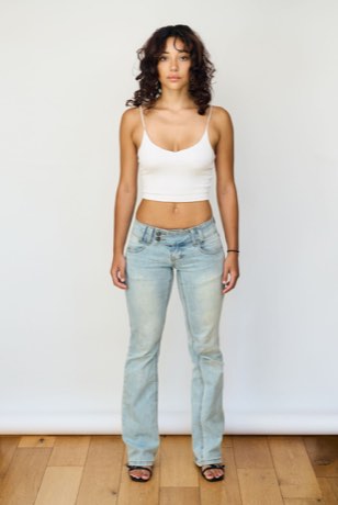 Tainara Birchall — fit model, Hands by TDA