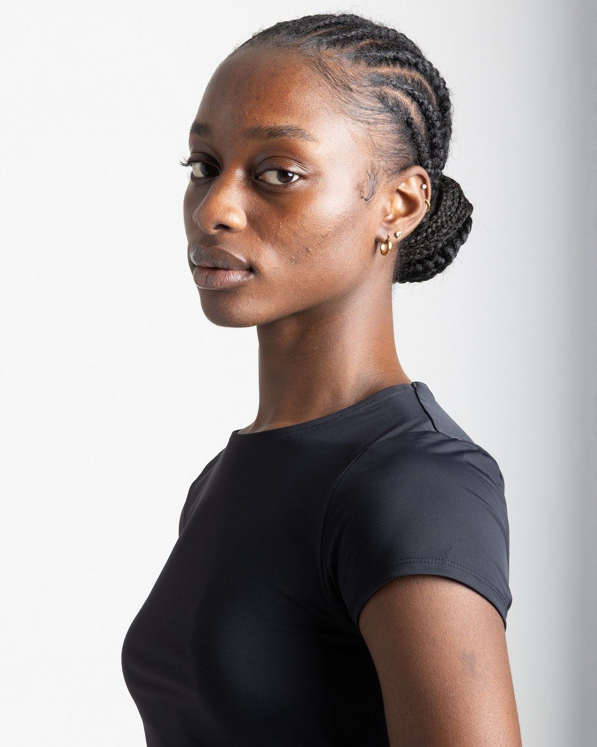 Adjele Gunn — Hand Model | TDA London