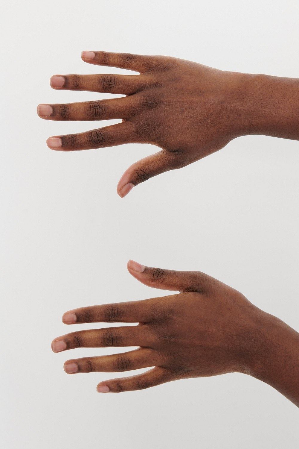 Adrianna — hand model, portrait