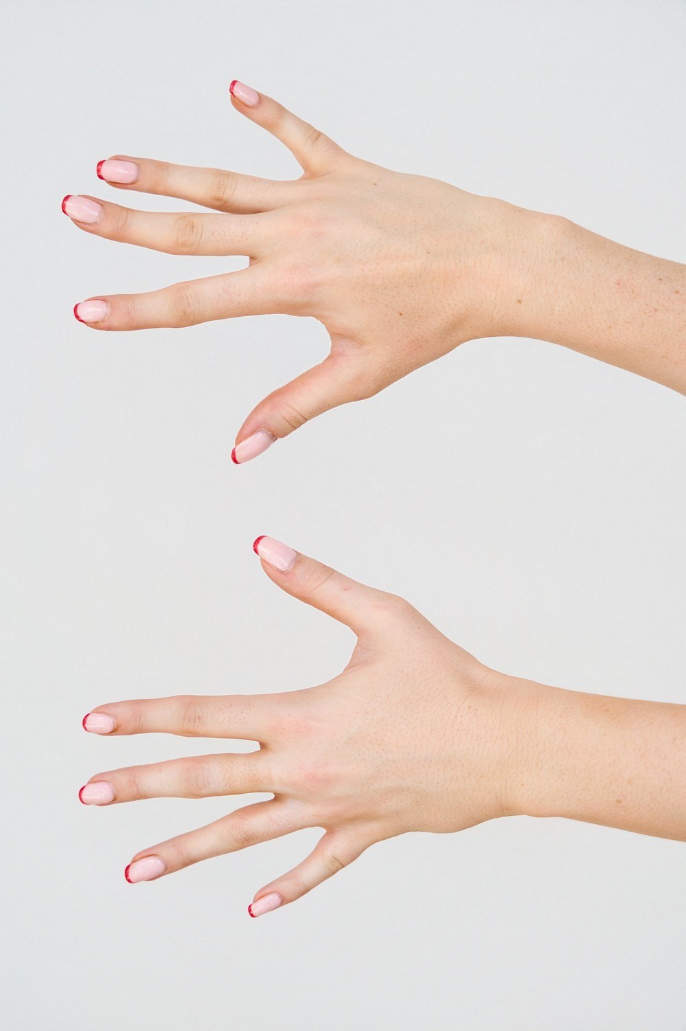 Amelia Dawson — hand model, portrait
