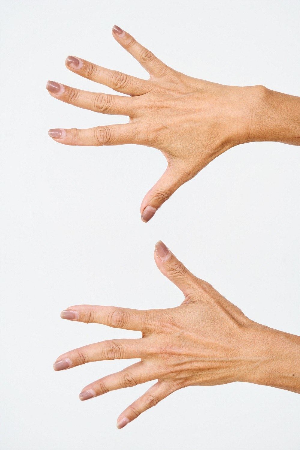 Cha Cha — hand model, portrait