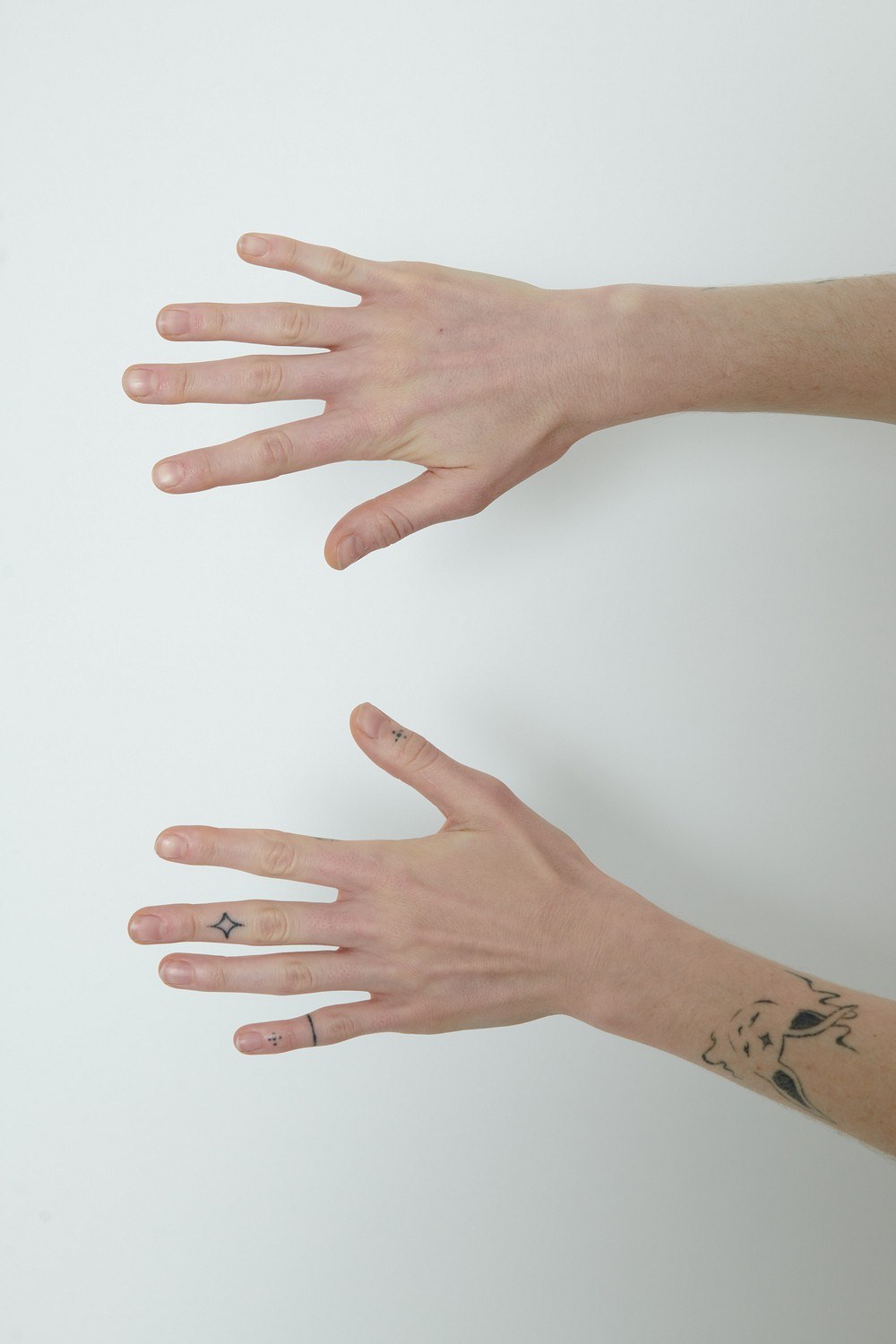 Charlie Barker — hand model, portrait