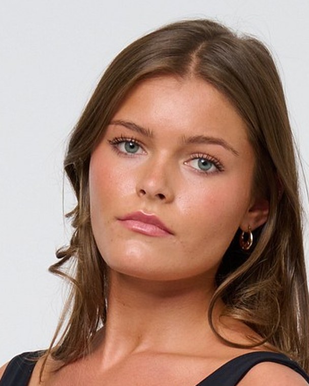 Crystal Selvey — headshot