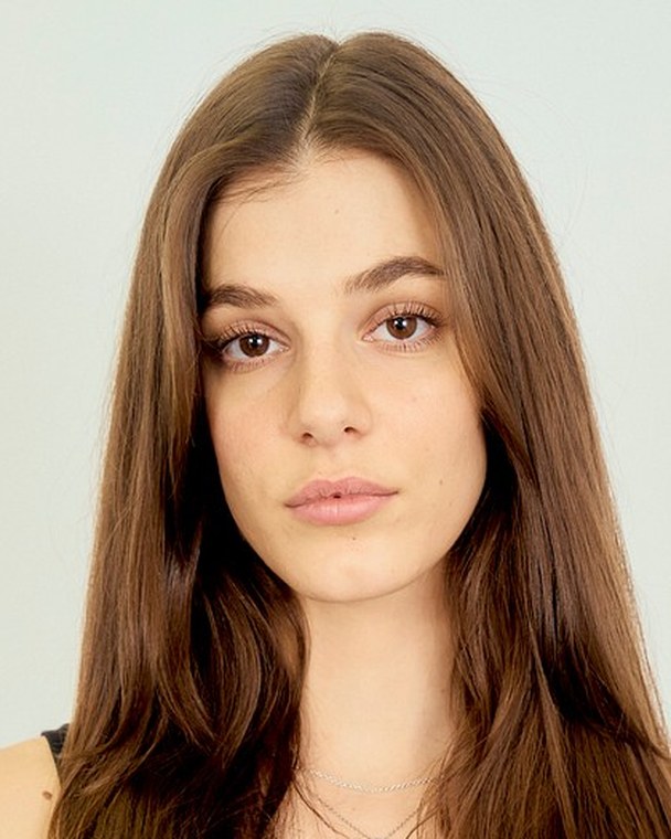 Emma Murai — headshot