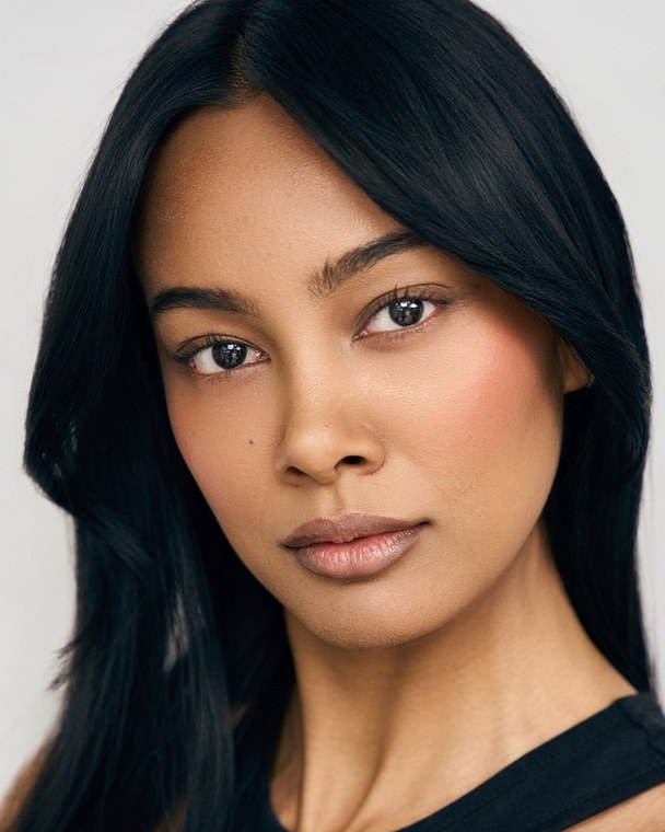 Jennifer Elysee — headshot