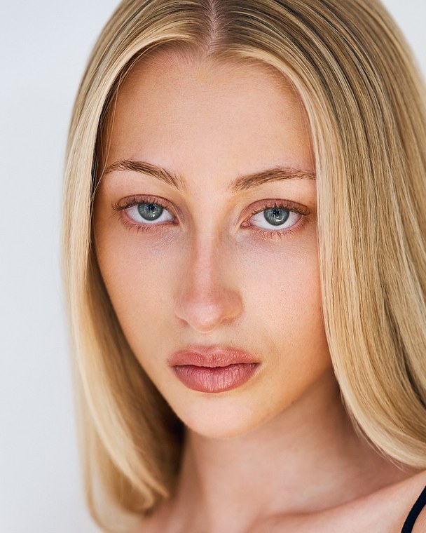 Lucy Silverman — headshot